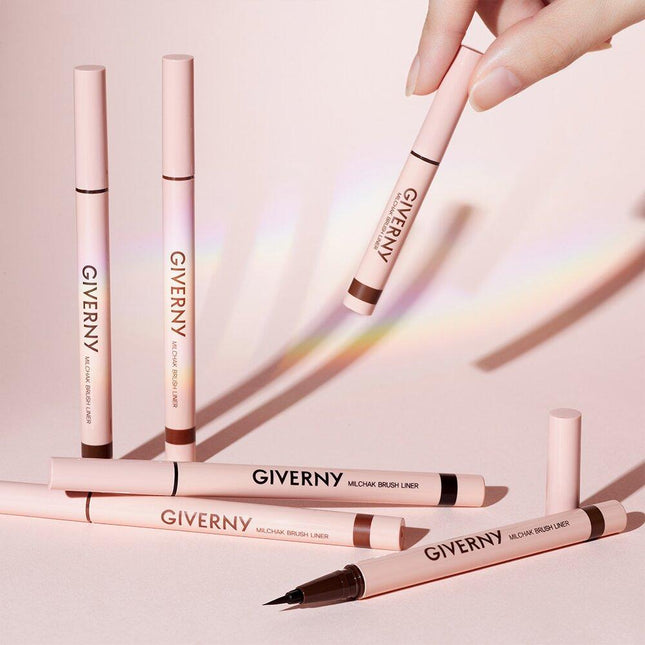 Giverny Milchak Brush Liner