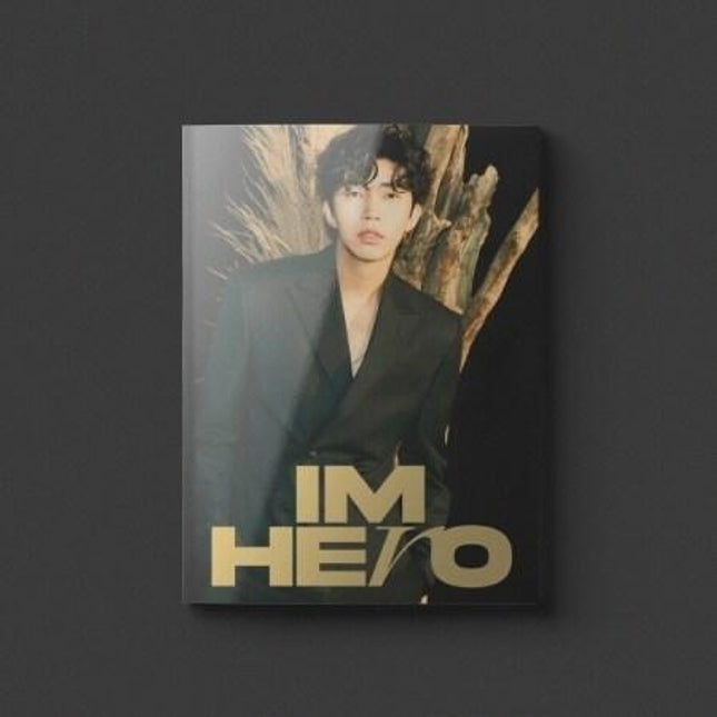 LIM YOUNG WOONG - VOL.1 [IM HERO] PHOTO BOOK VER.