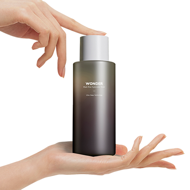 Haru Haru Wonder Black Rice Hyaluronic Toner 300ml