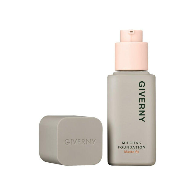 Giverny Milchak Matte Fit Foundation