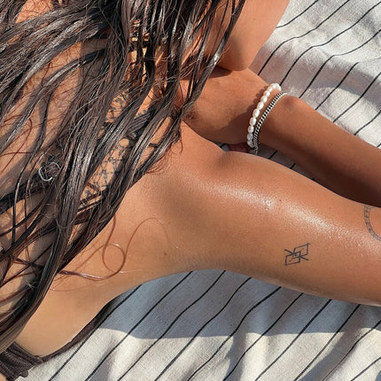 Shaishaishai Positive Sun Tanning Watery Cream SPF22 